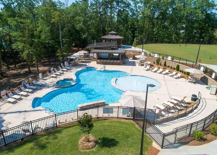 Cheap hotel: Lakeside Lodge Clemson